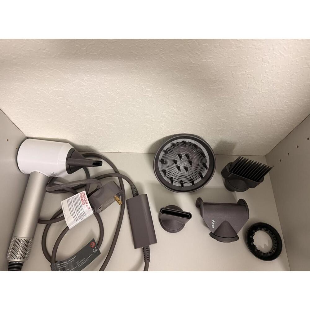 Dyson Supersonic Hair Dryer with Attachments